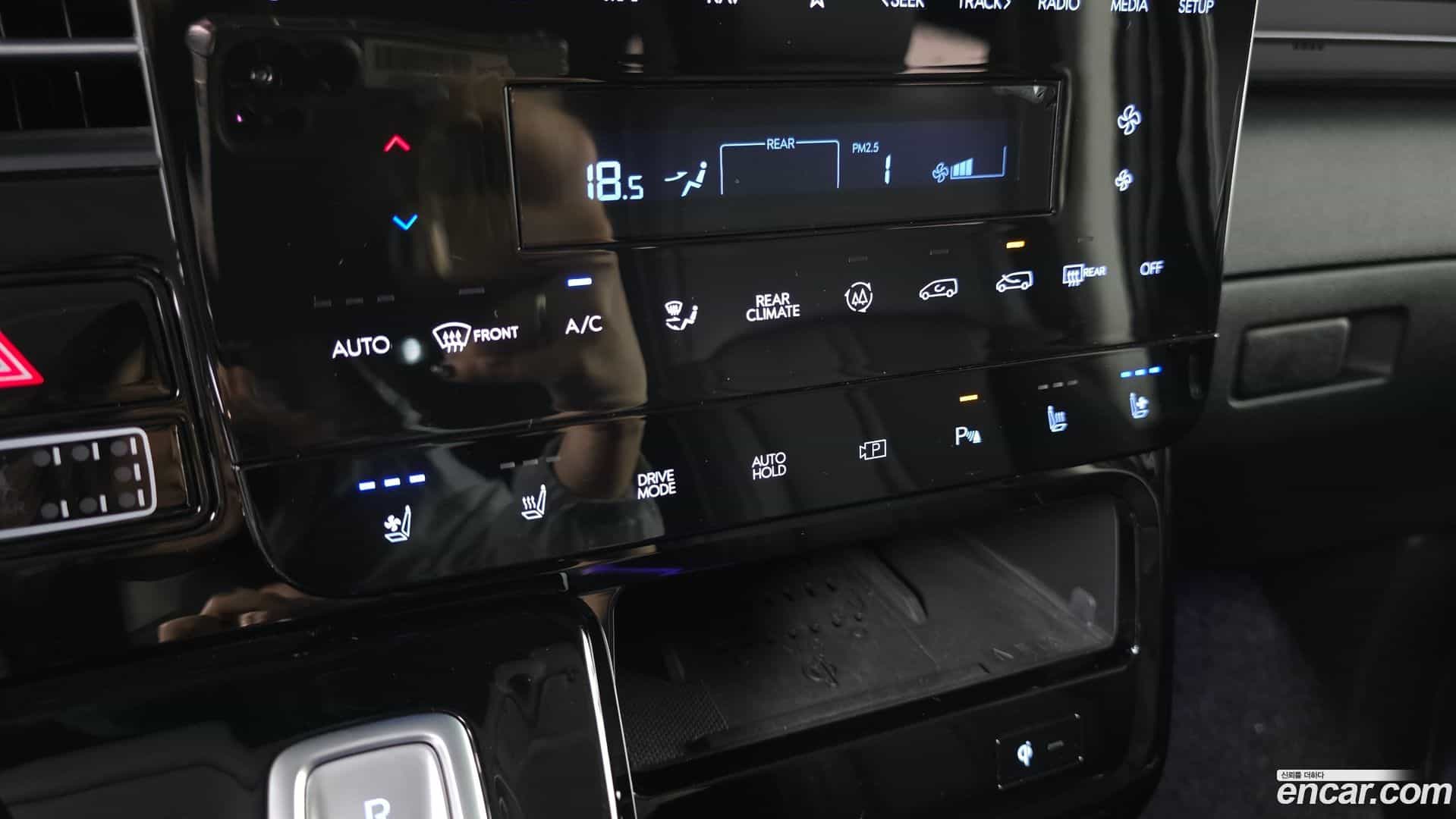 Staria Hyundai 2022.11-OPTION-044