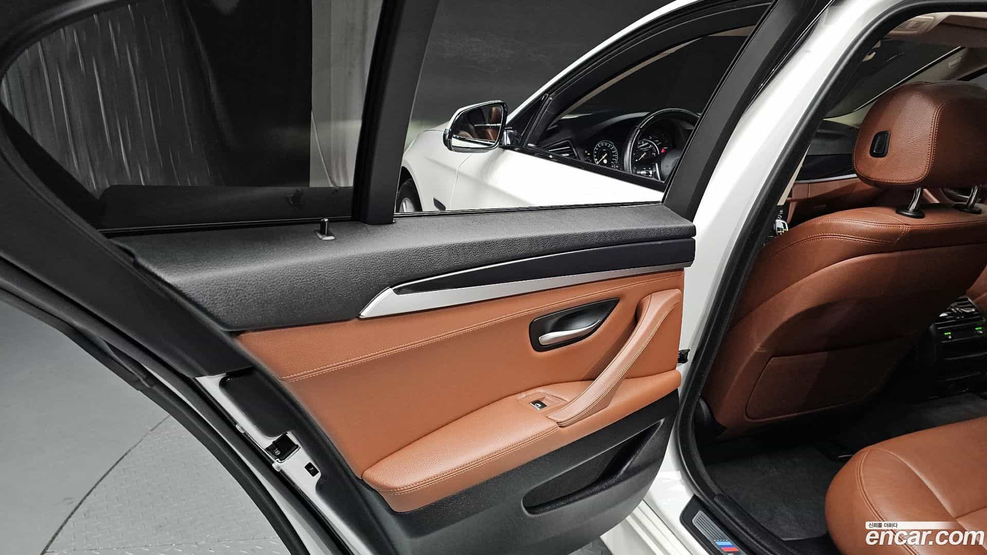 5-Series BMW 2016.9-INNER-035