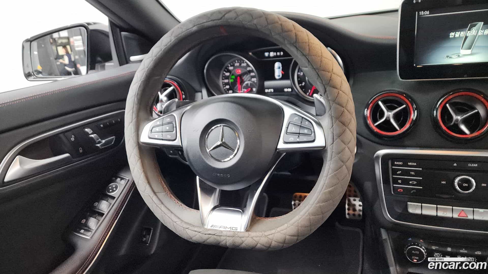 CLA-Class Mercedes-Benz 2018.7-OPTION-017