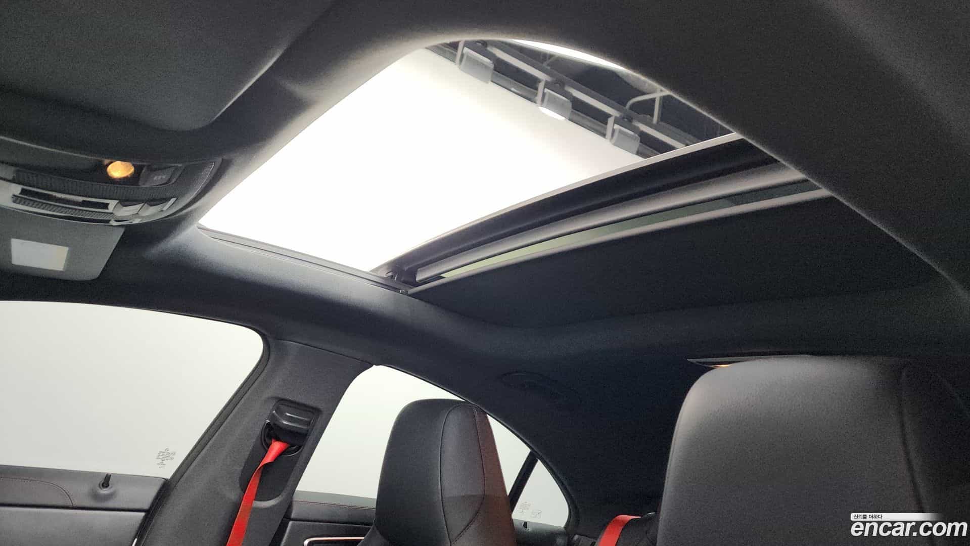 CLA-Class Mercedes-Benz 2018.7-OPTION-022