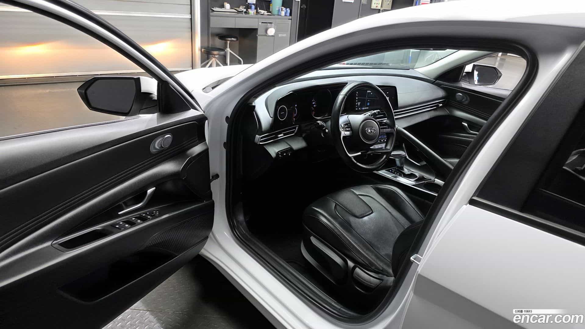AVANTE Hyundai 2021.7-INNER-010