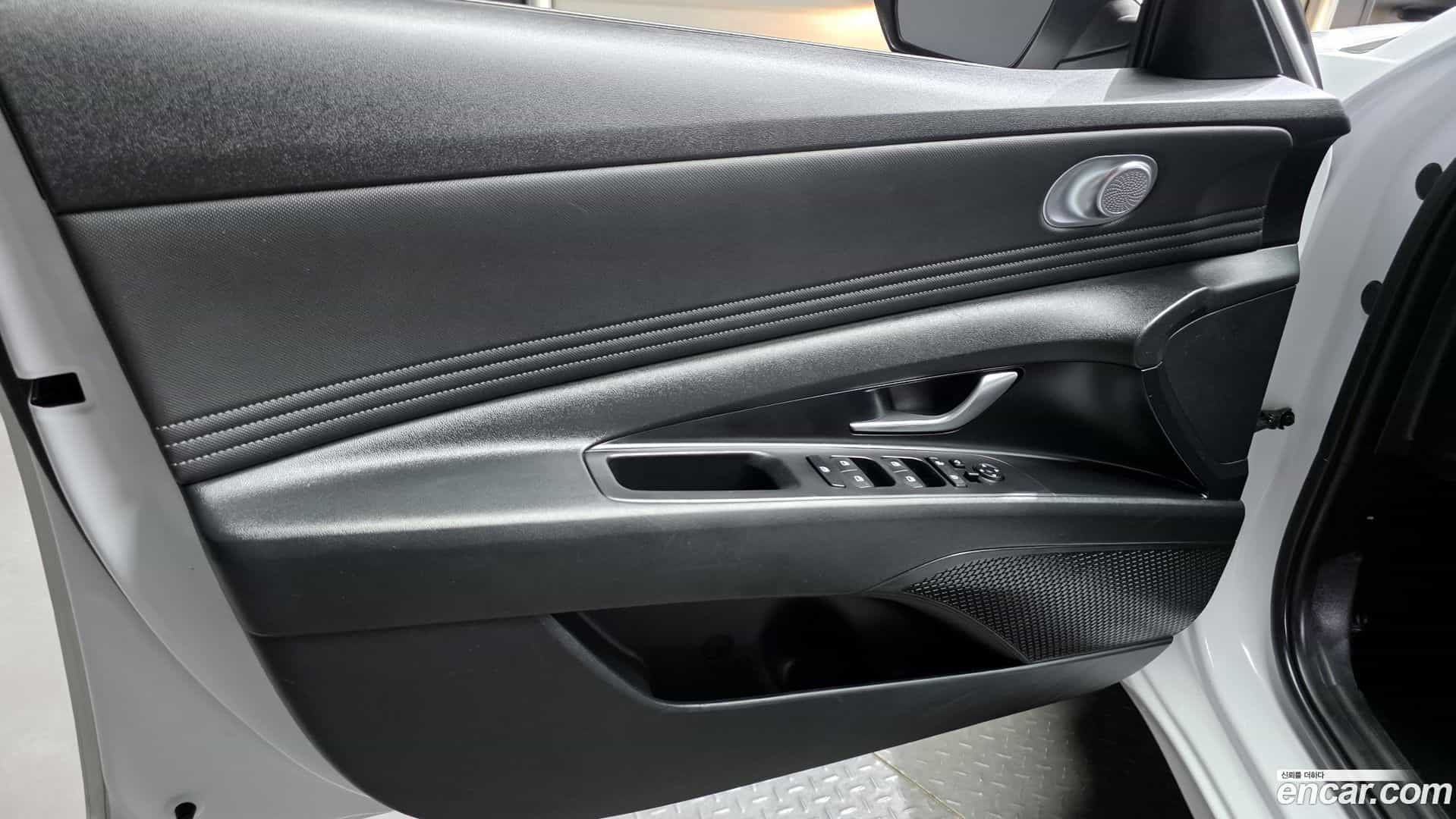 AVANTE Hyundai 2021.7-INNER-034