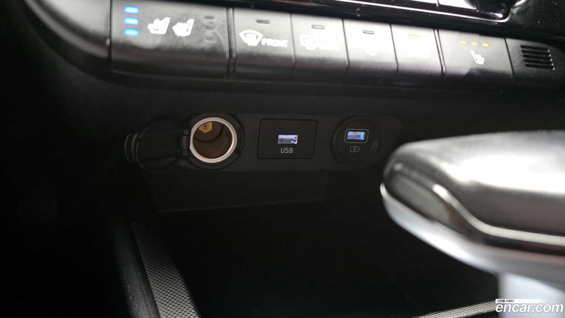 AVANTE Hyundai 2021.7-OPTION-040