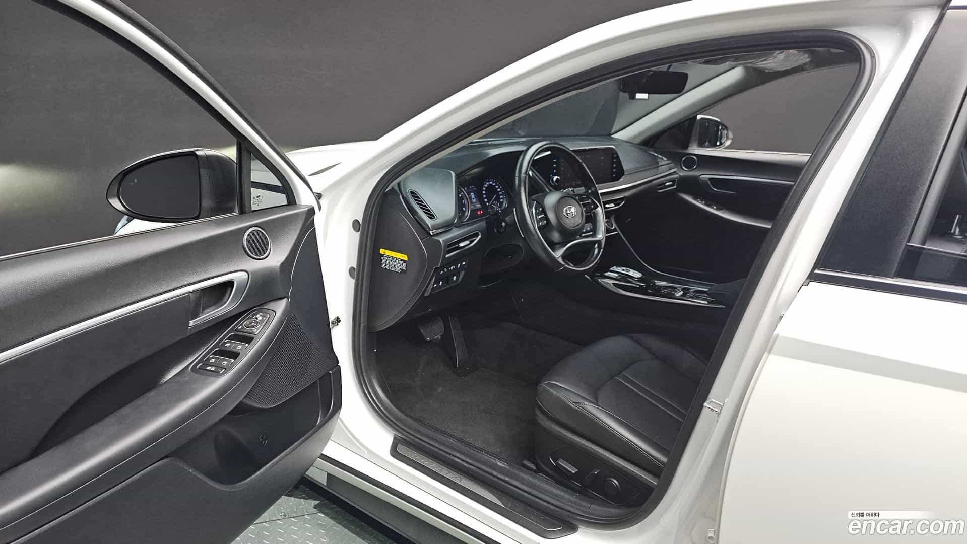 Sonata Hyundai 2020.2-INNER-010