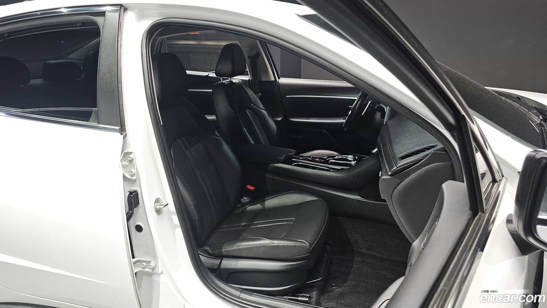 Sonata Hyundai 2020.2-OPTION-015