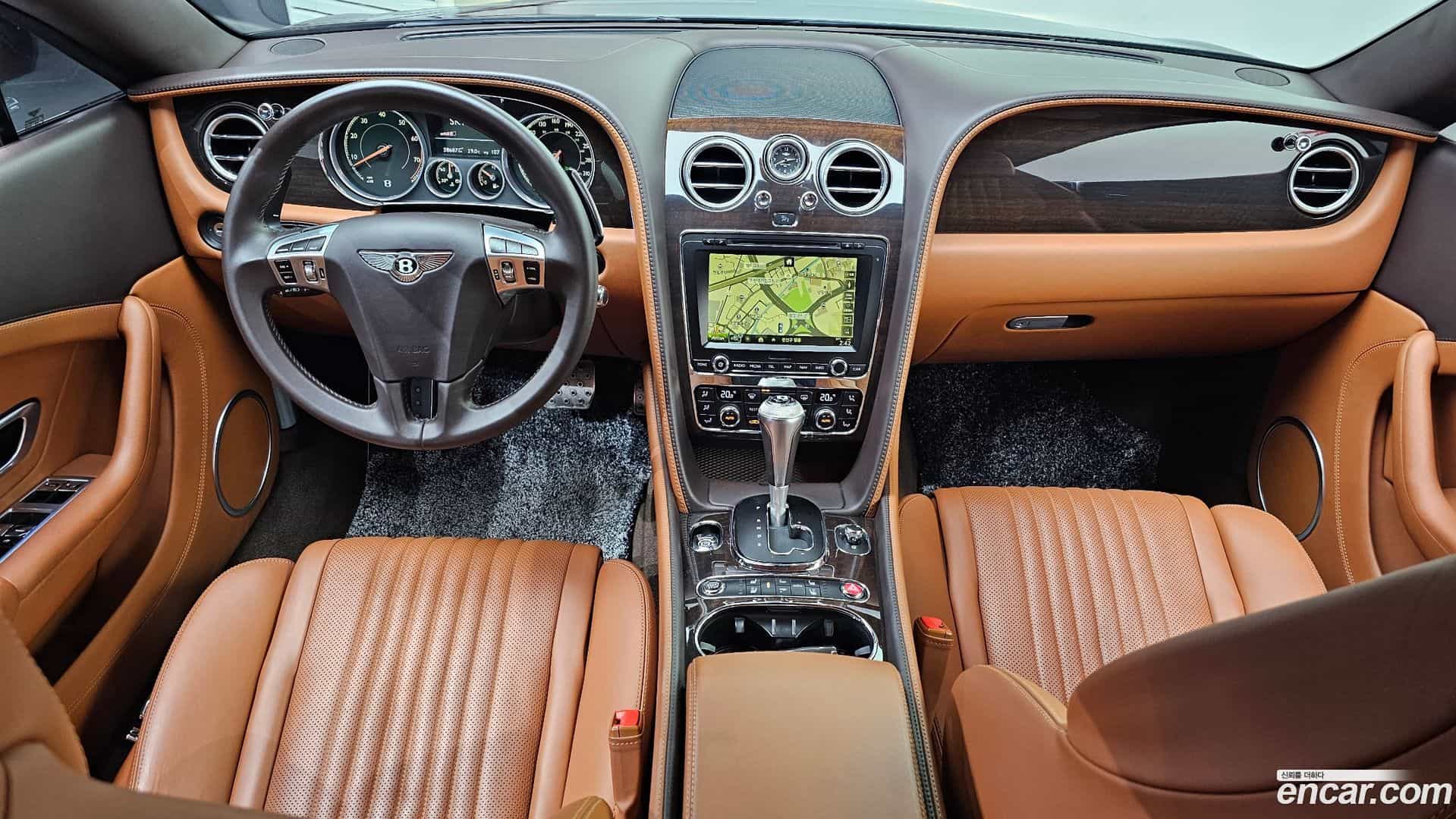 Continental Bentley 2015.10-INNER-007