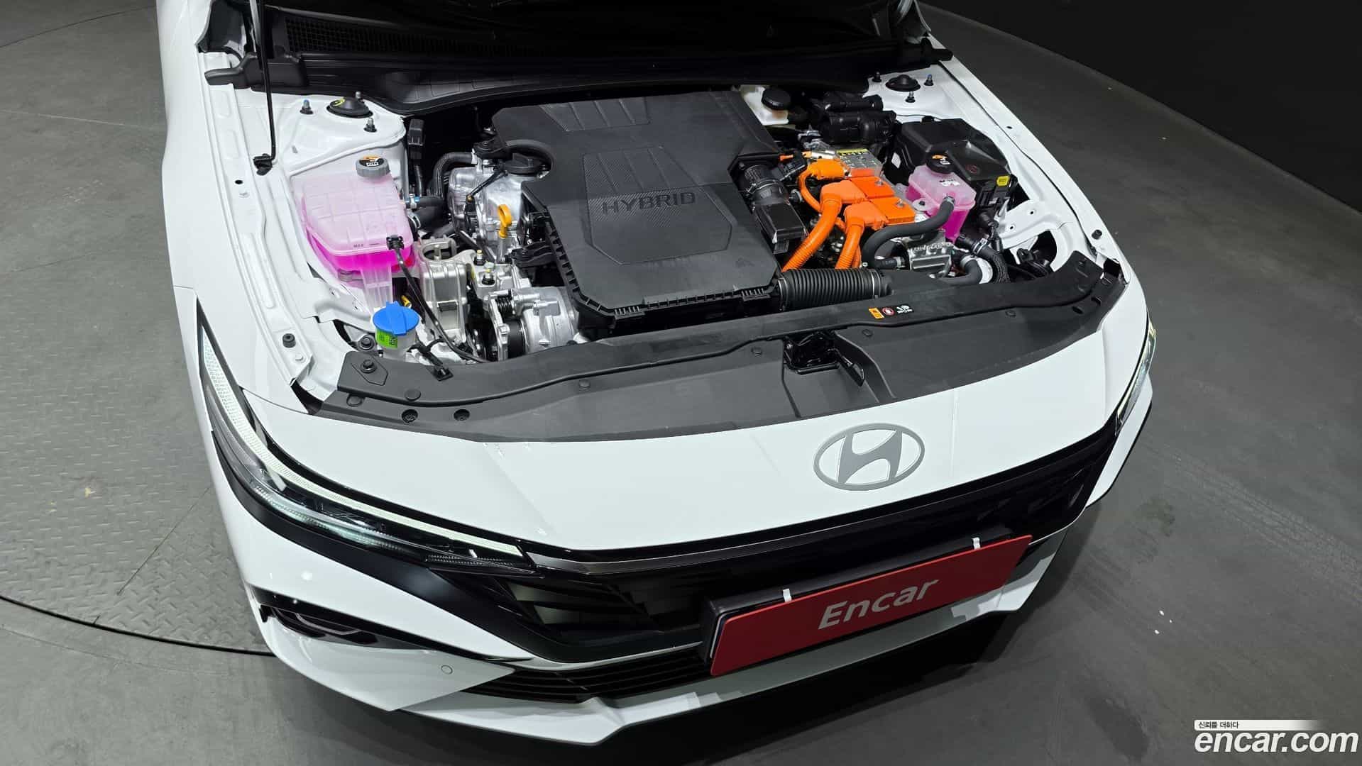 AVANTE Hyundai 2025.2-OUTER-006