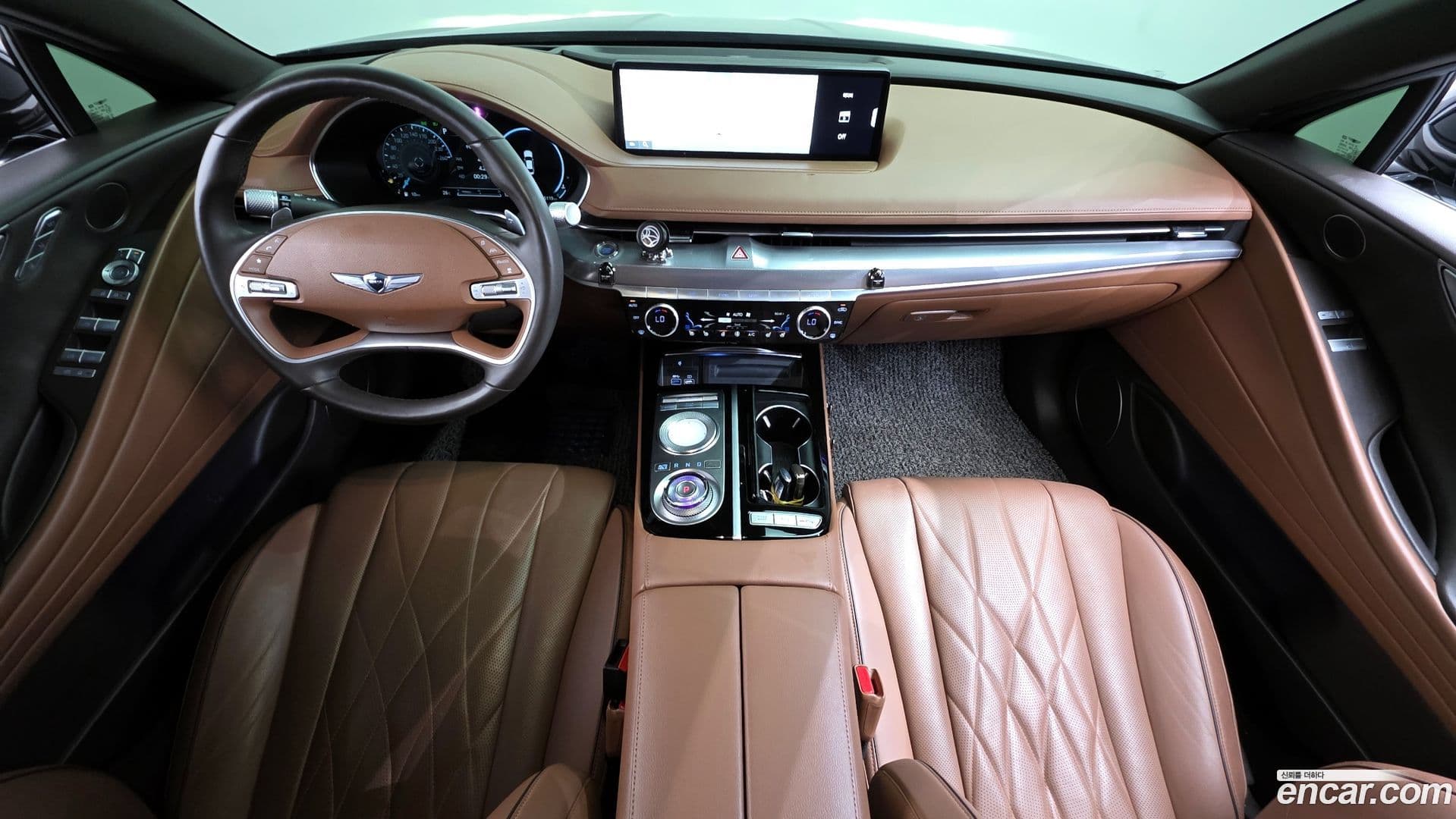 Main__Slider__Photo:G80 Genesis 2021.4-6