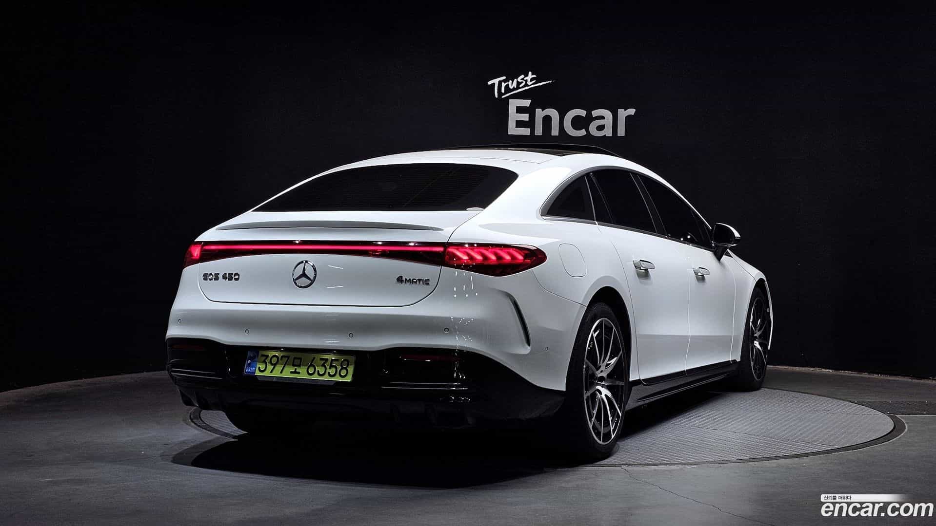 EQS Mercedes-Benz 2023.9-OUTER-002