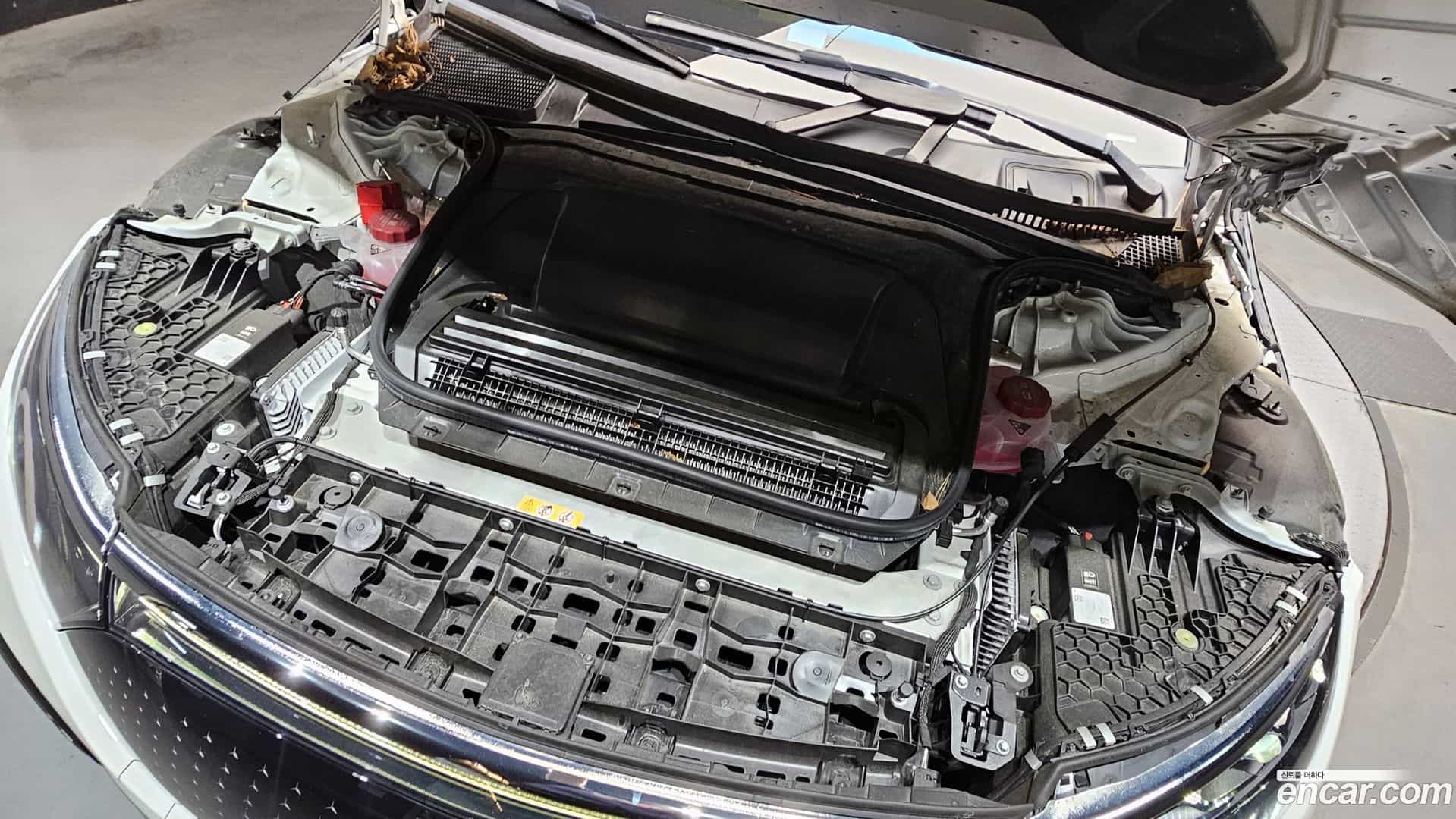 EQS Mercedes-Benz 2023.9-OUTER-006