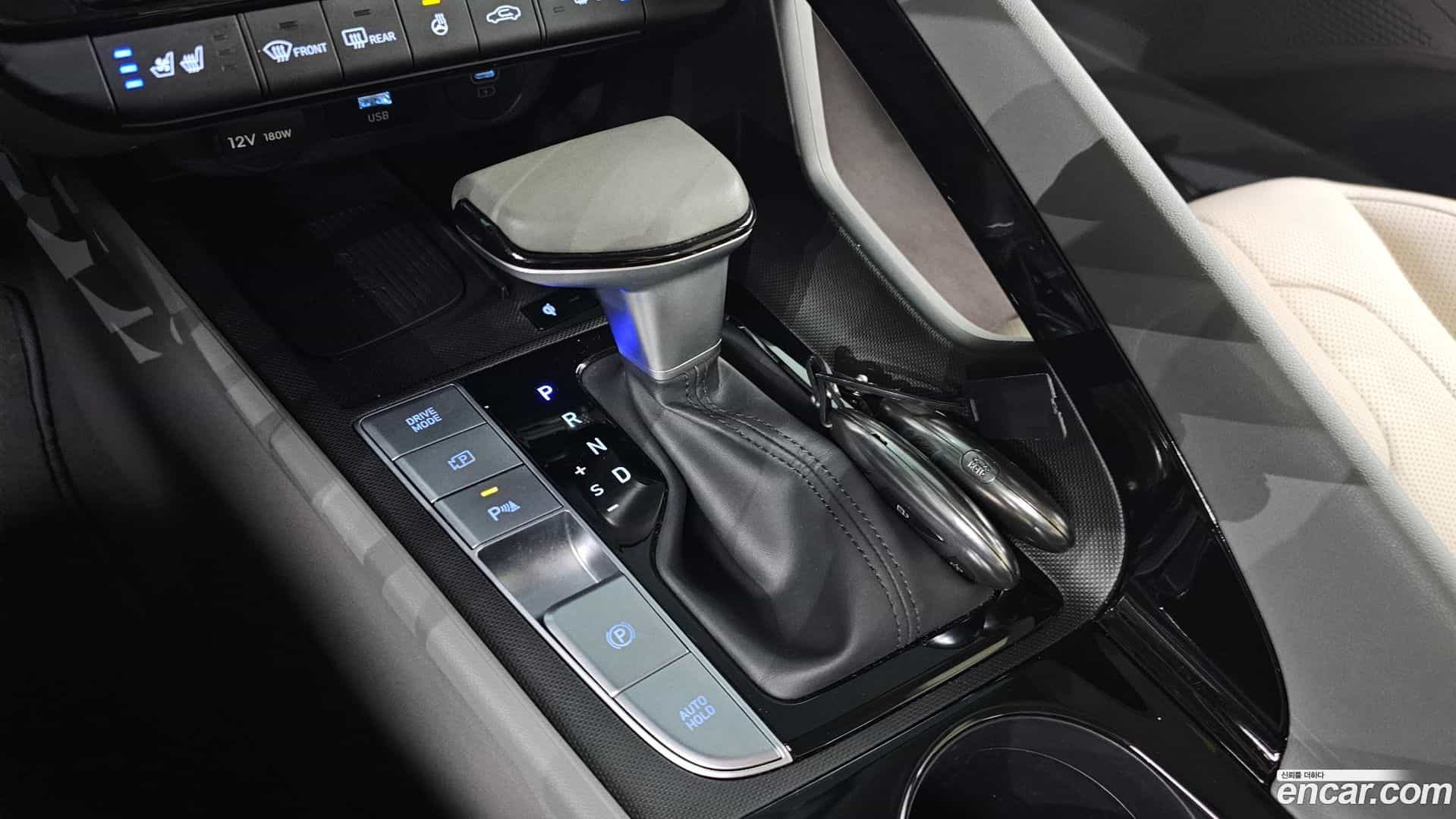AVANTE Hyundai 2023.3-INNER-009
