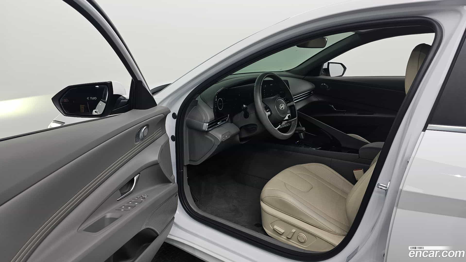 AVANTE Hyundai 2023.3-INNER-010