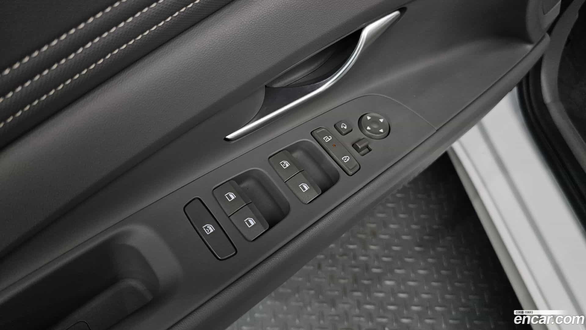 AVANTE Hyundai 2023.3-OPTION-022