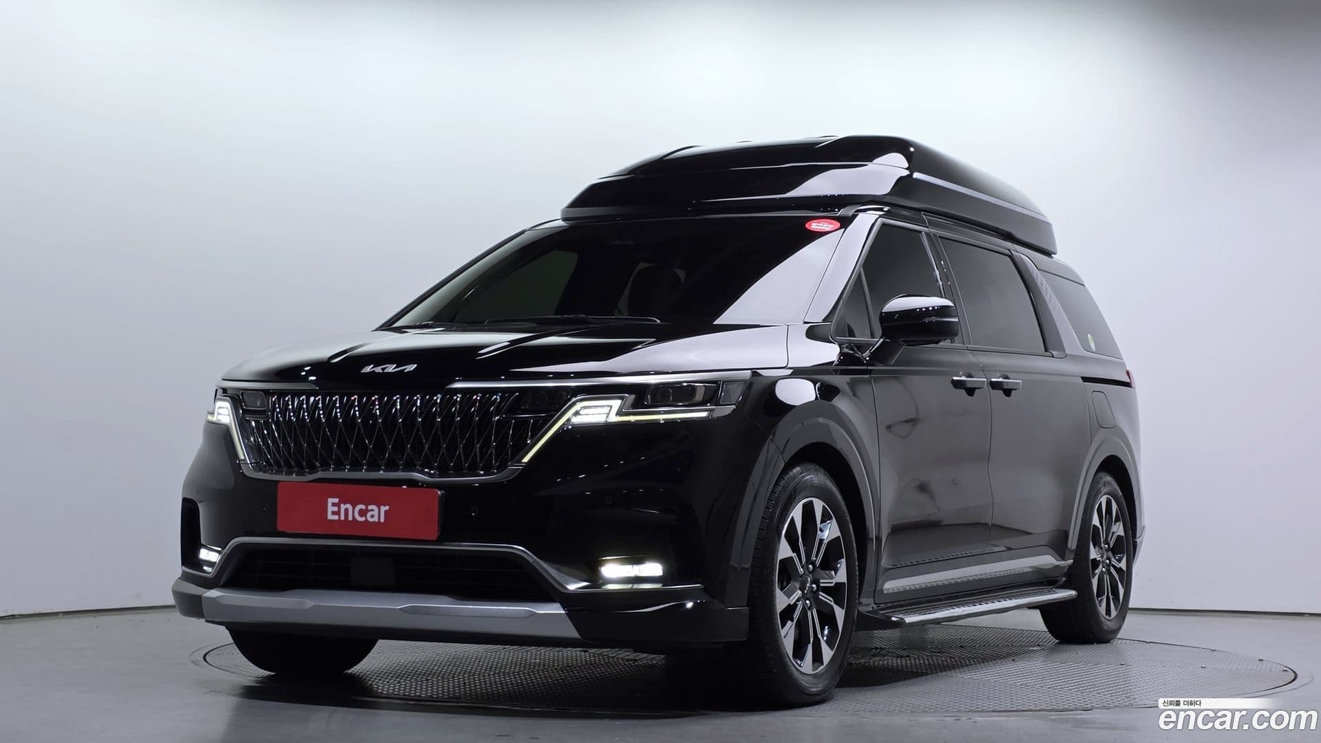 Main__Slider__Photo:Canival Kia 2022.2-0