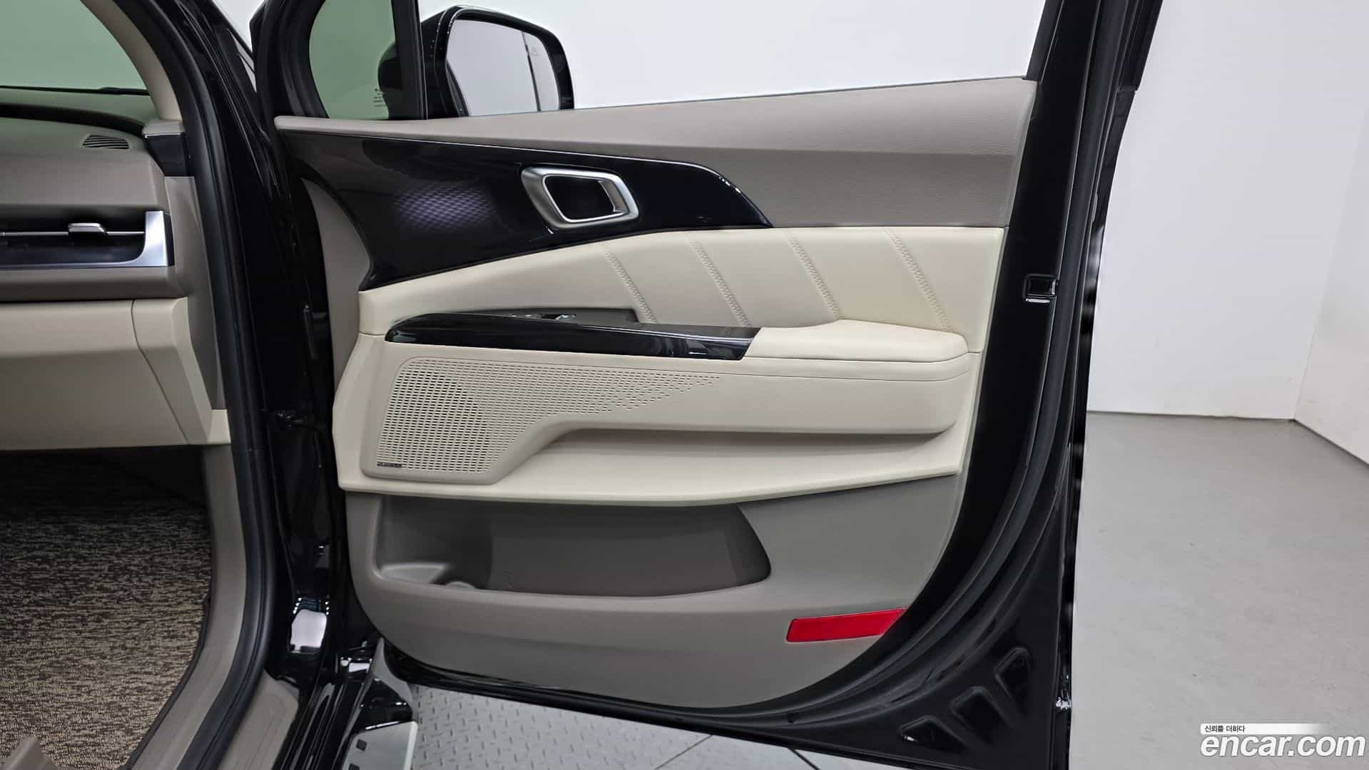 Canival Kia 2022.2-INNER-034