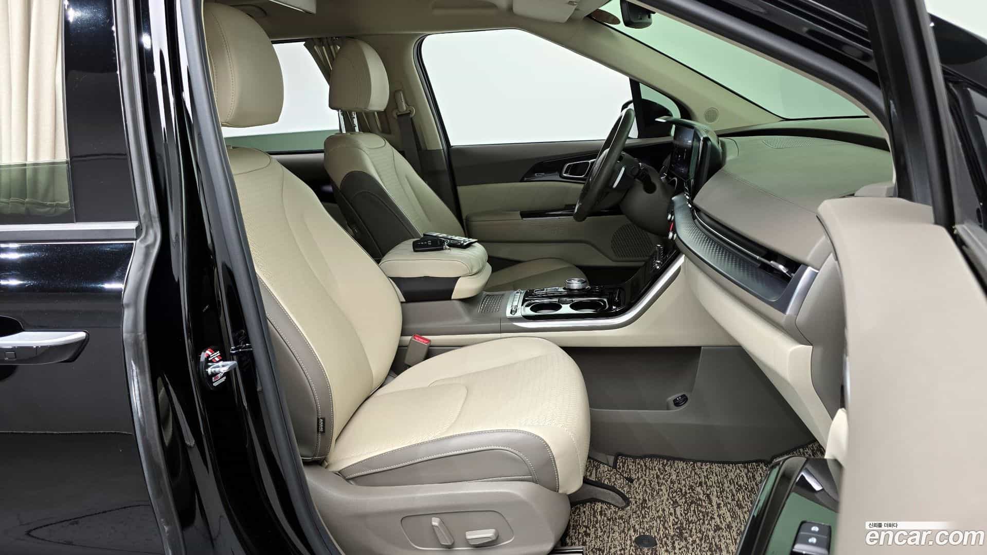 Canival Kia 2022.2-INNER-036