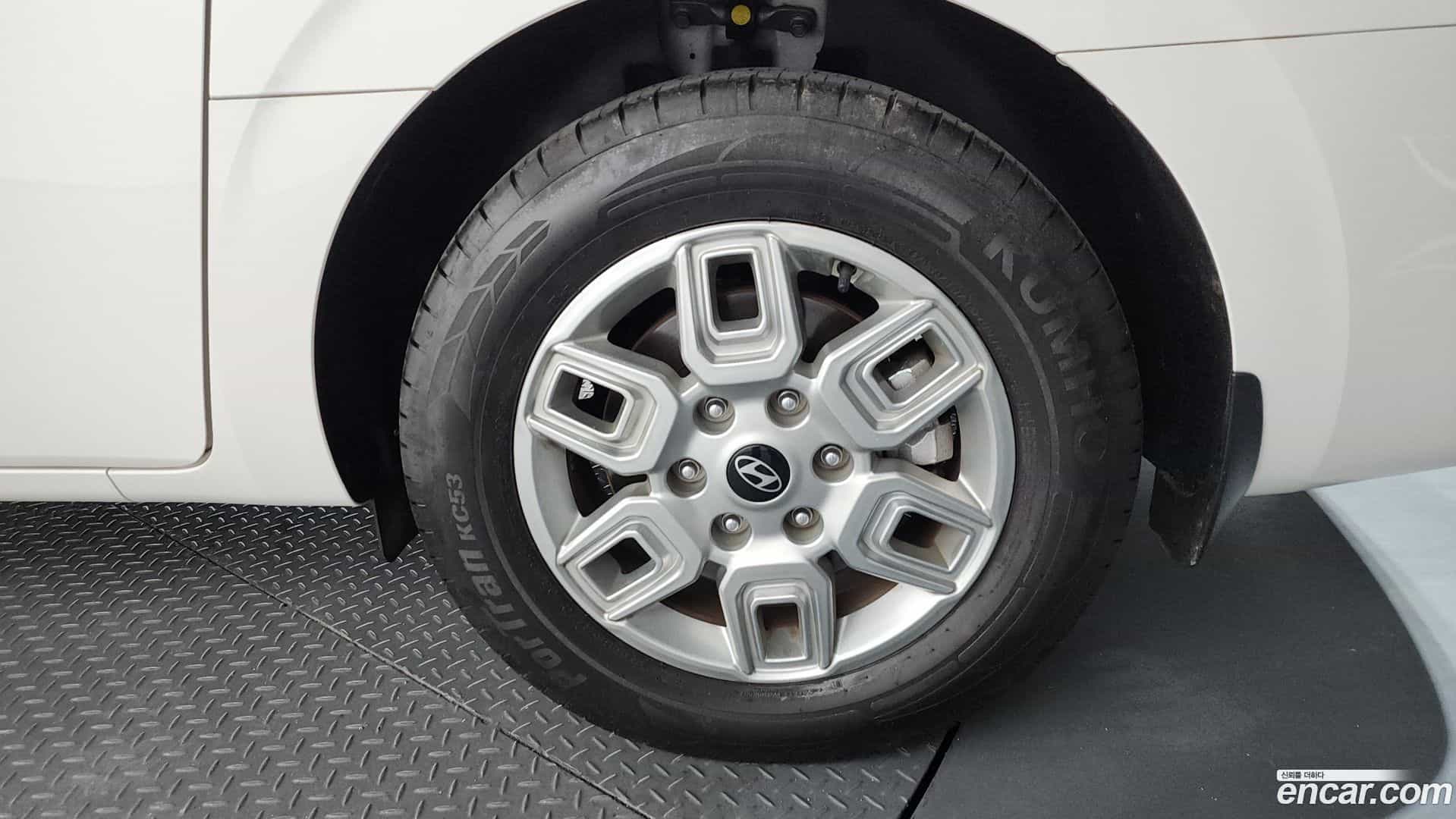 Staria Hyundai 2024.3-OUTER-031