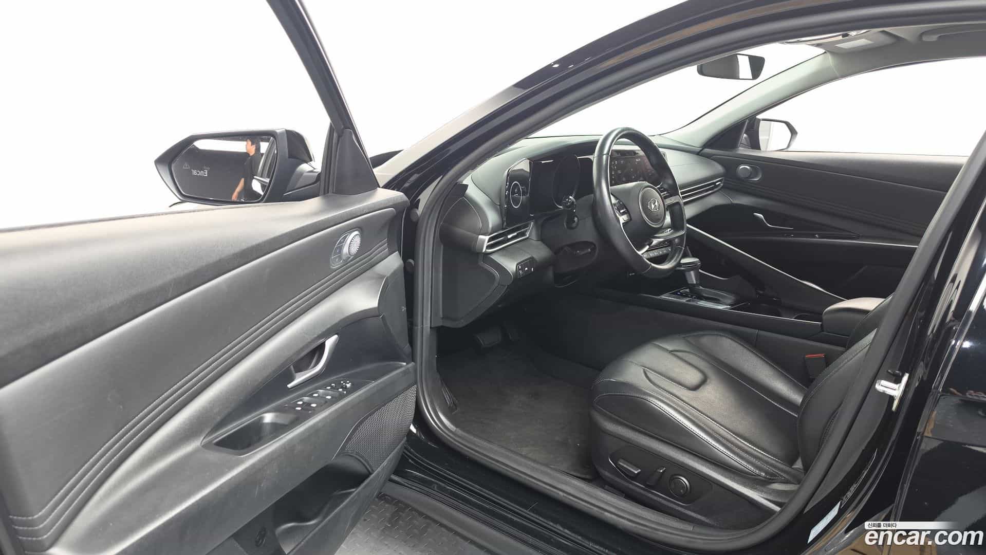 AVANTE Hyundai 2022.3-INNER-010