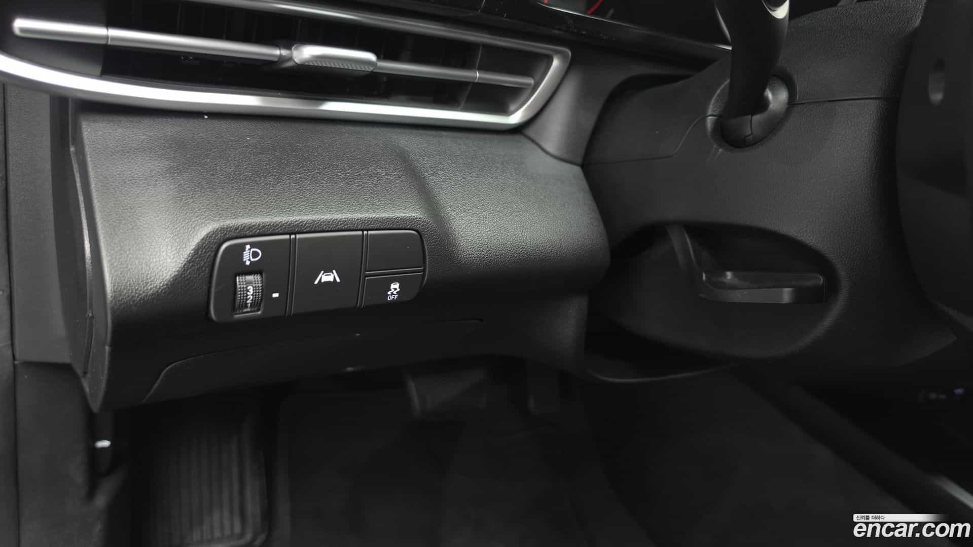 AVANTE Hyundai 2022.3-OPTION-021