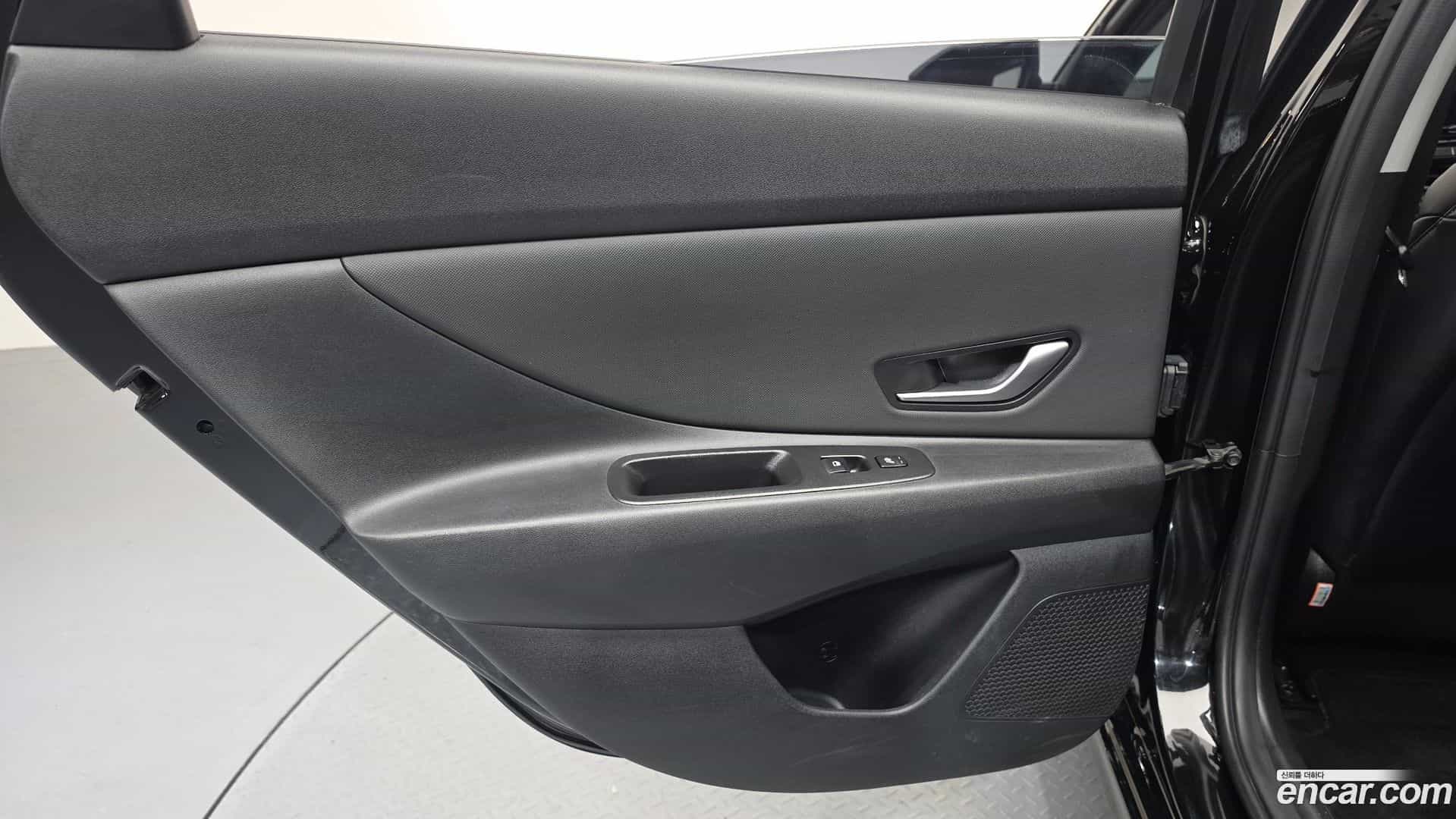 AVANTE Hyundai 2022.3-INNER-035
