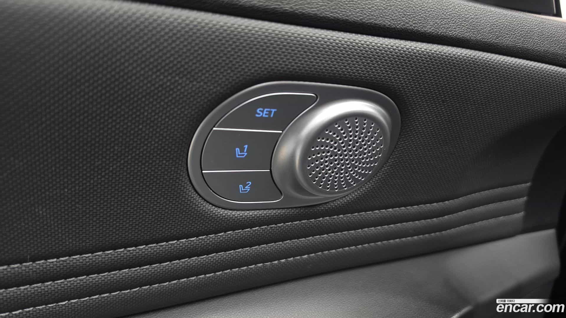 AVANTE Hyundai 2022.3-OPTION-041