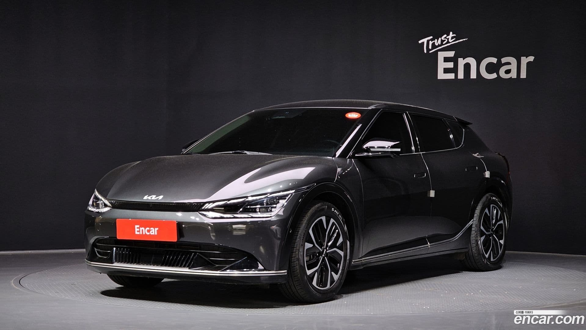 Main__Slider__Photo:EV6 Kia 2021.8-0