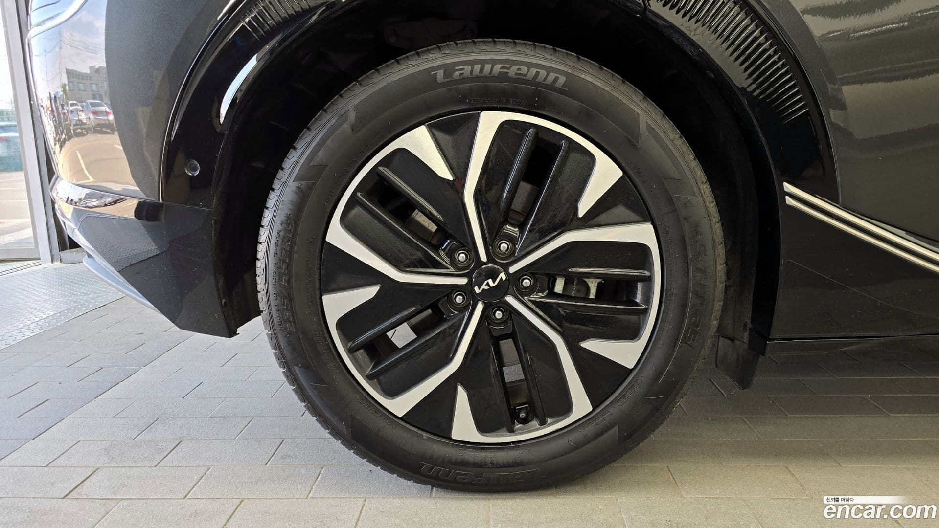 Main__Slider__Photo:EV6 Kia 2021.8-4