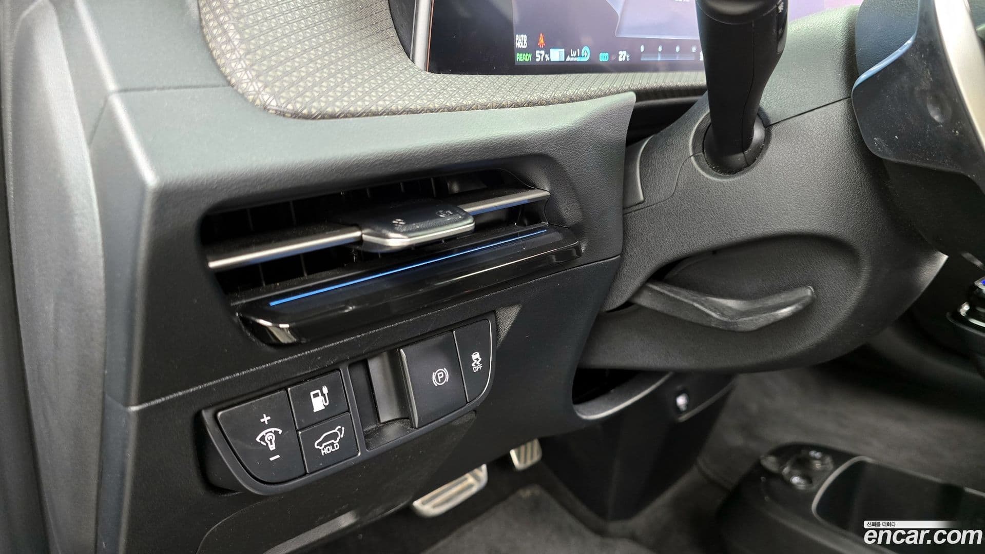 Main__Slider__Photo:EV6 Kia 2021.8-17