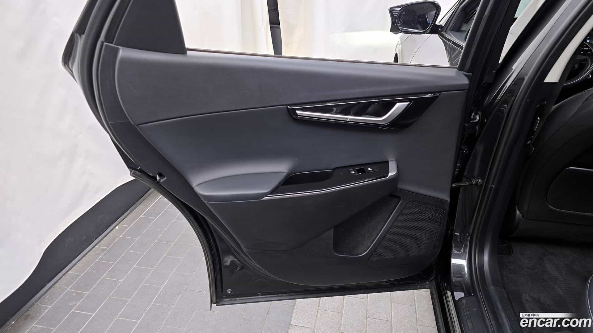 EV6 Kia 2021.8-INNER-035