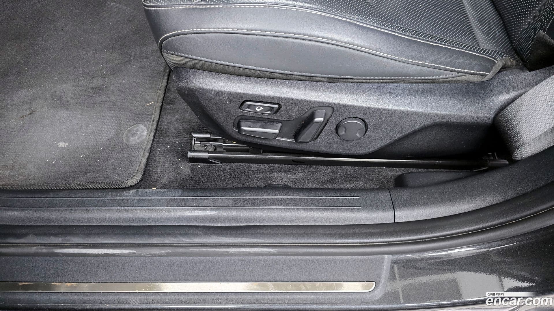 Main__Slider__Photo:EV6 Kia 2021.8-31