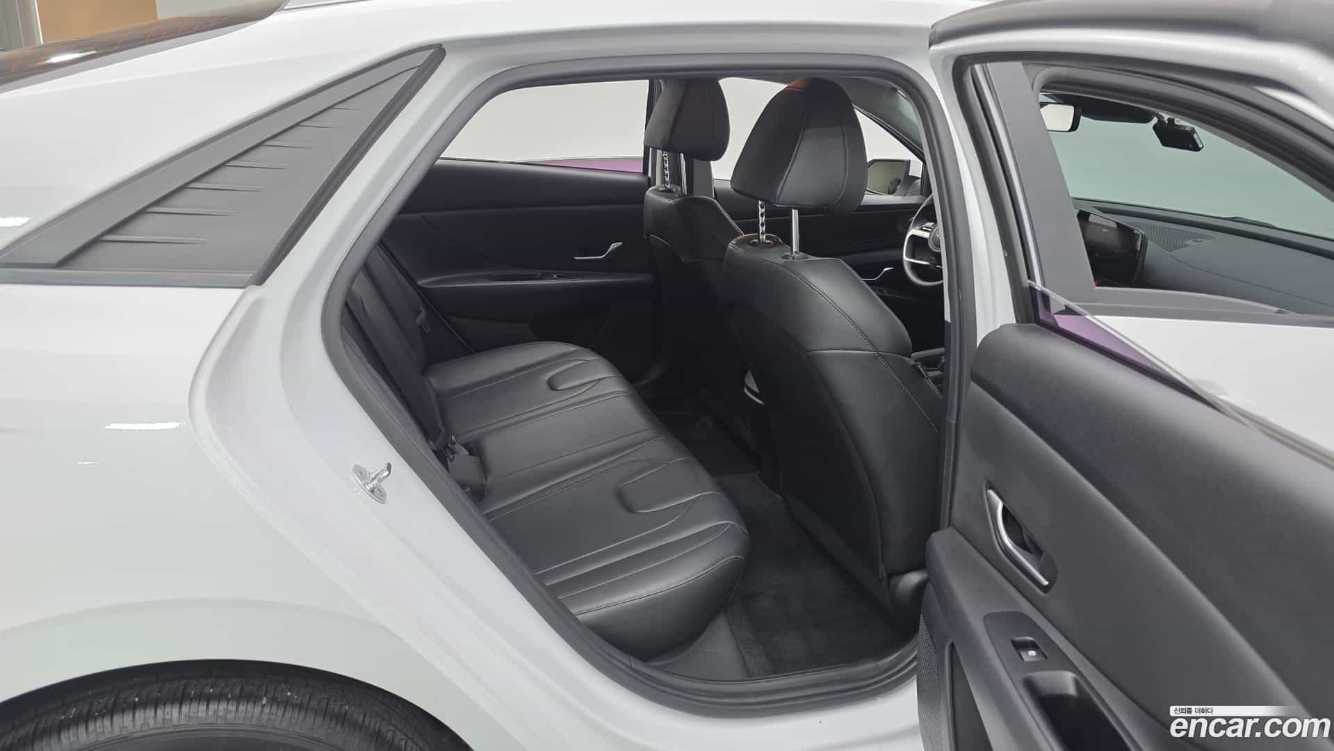 AVANTE Hyundai 2020.3-OPTION-015