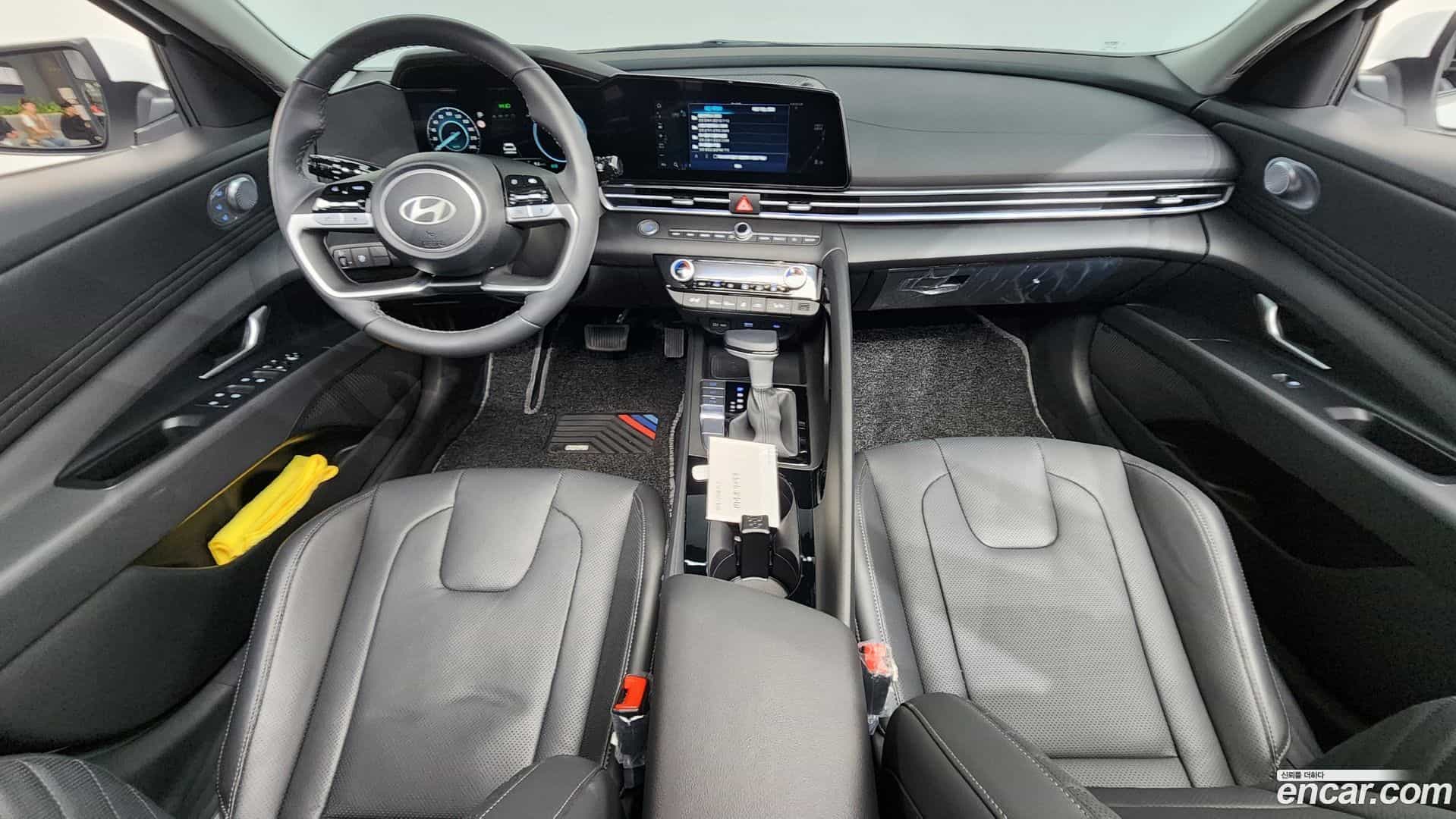 AVANTE Hyundai 2025.10-INNER-007
