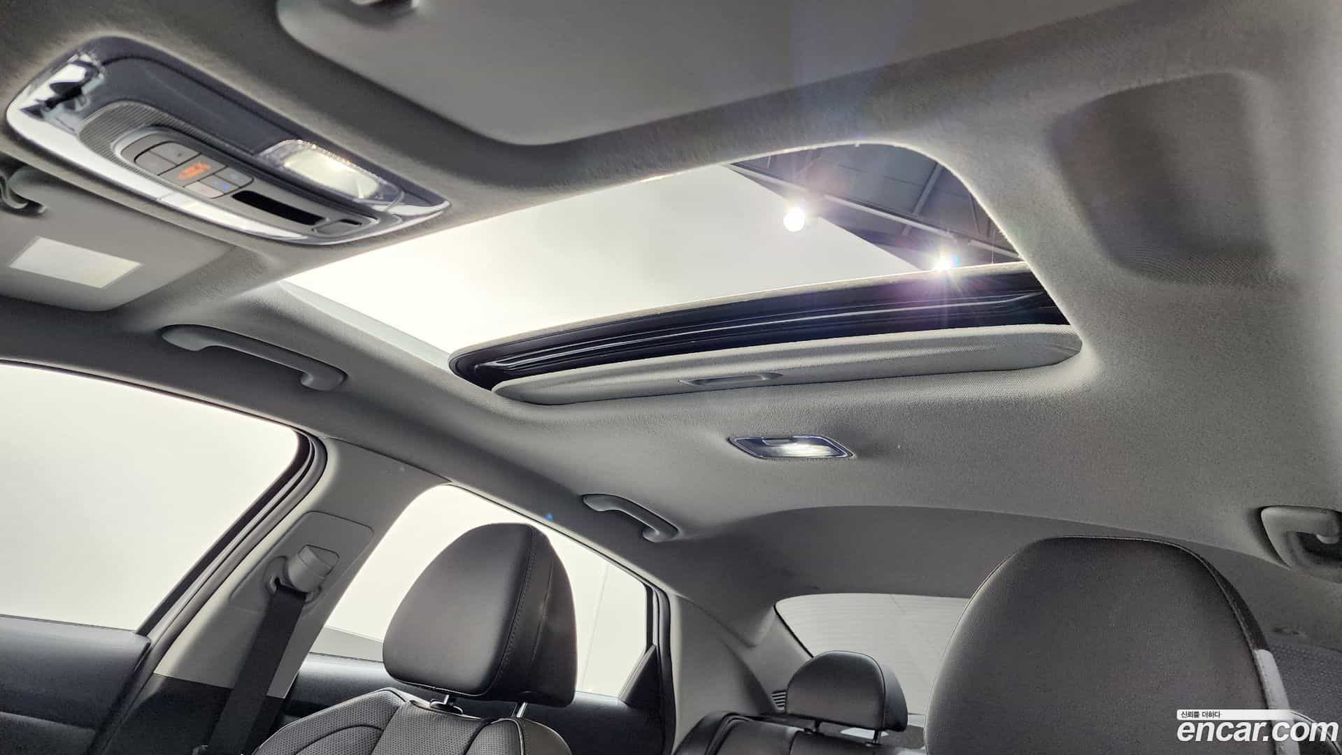 AVANTE Hyundai 2025.10-OPTION-019