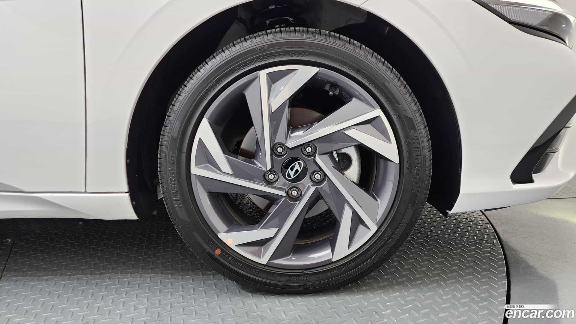 AVANTE Hyundai 2025.10-OUTER-031