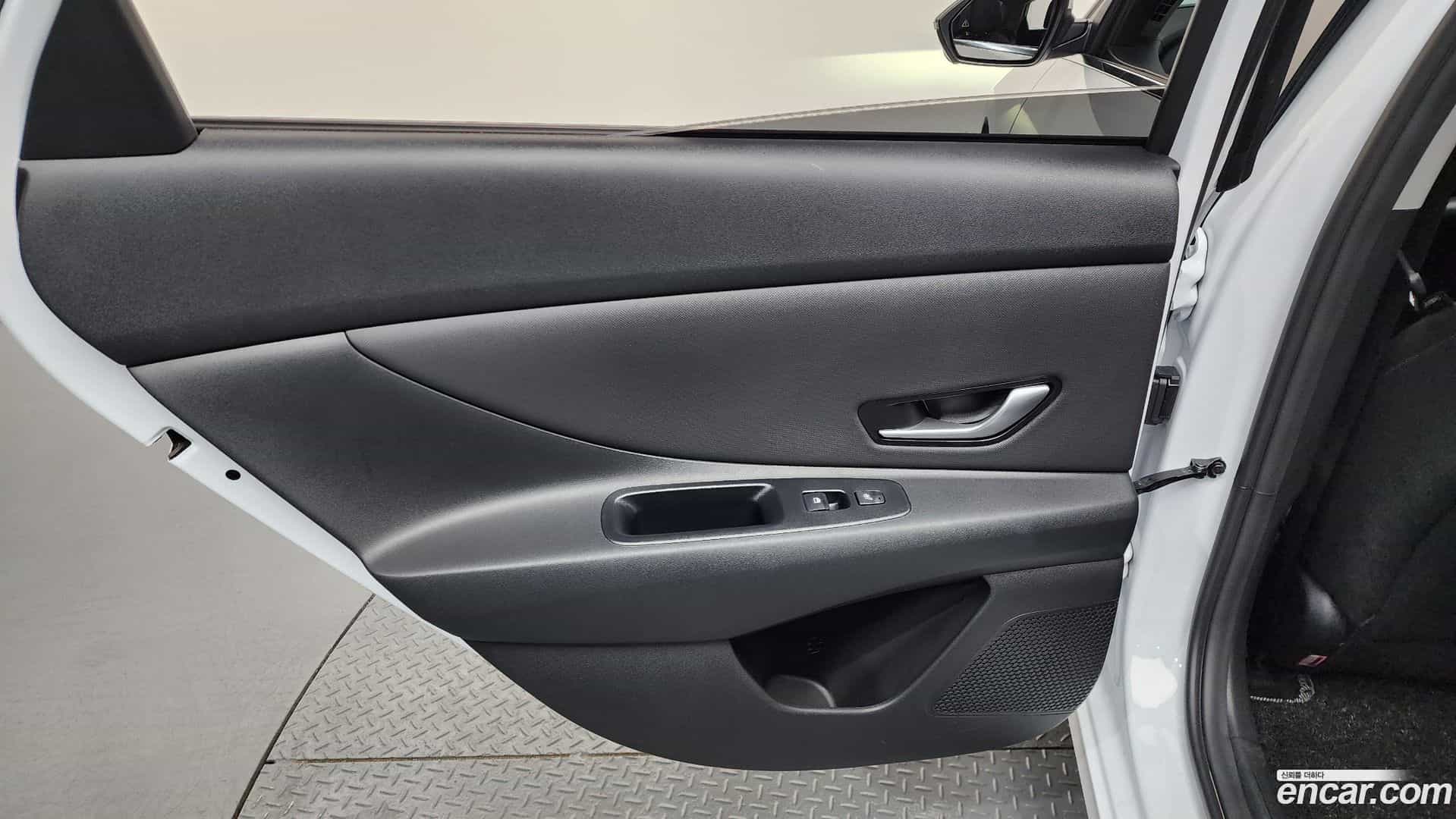 AVANTE Hyundai 2025.10-INNER-035