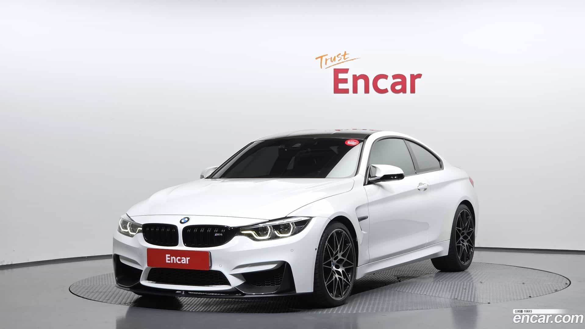 M4 BMW 2017.11-OUTER-001