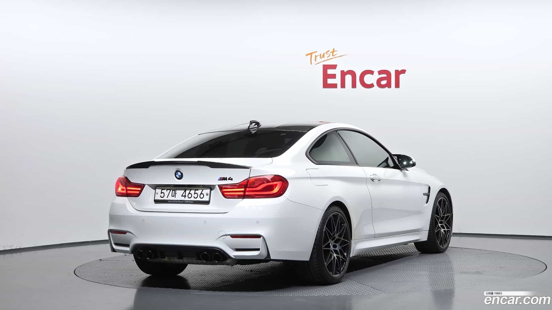 M4 BMW 2017.11-OUTER-002