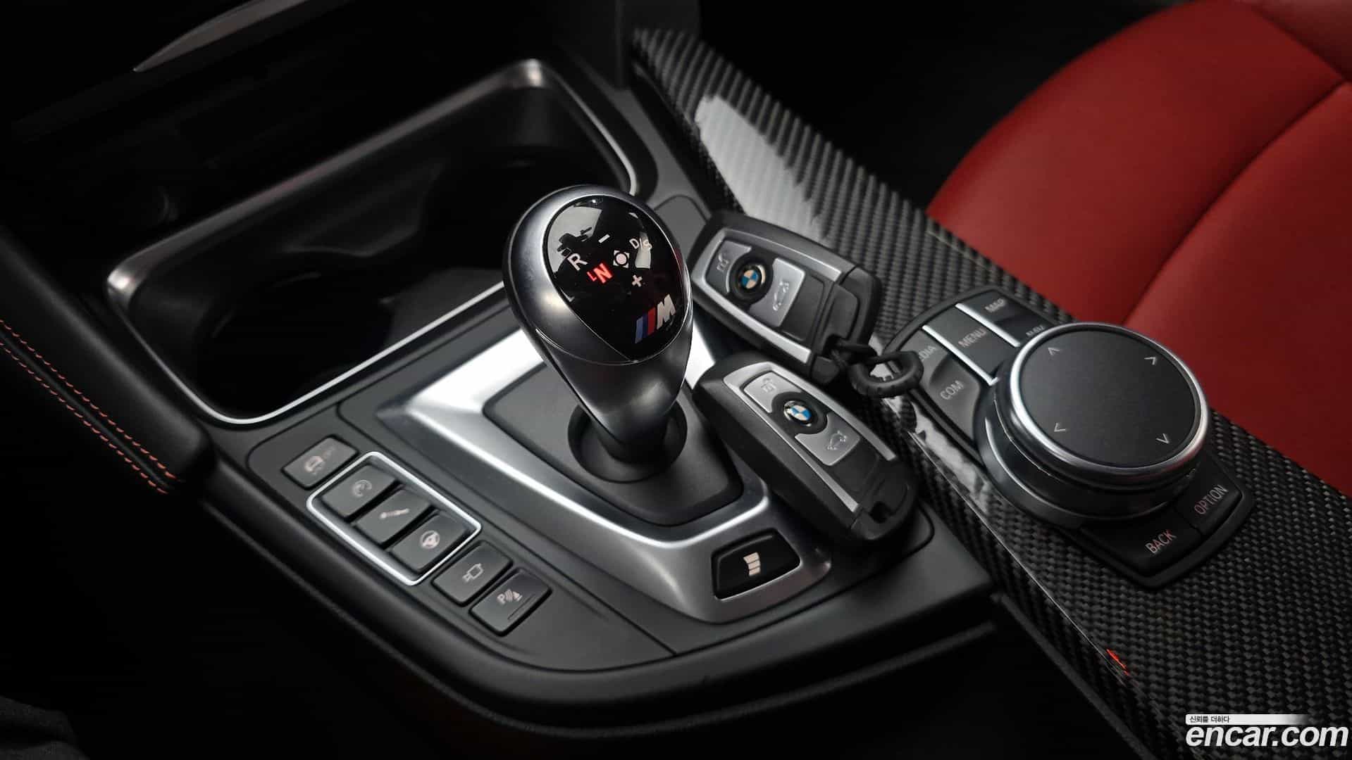 M4 BMW 2017.11-INNER-009