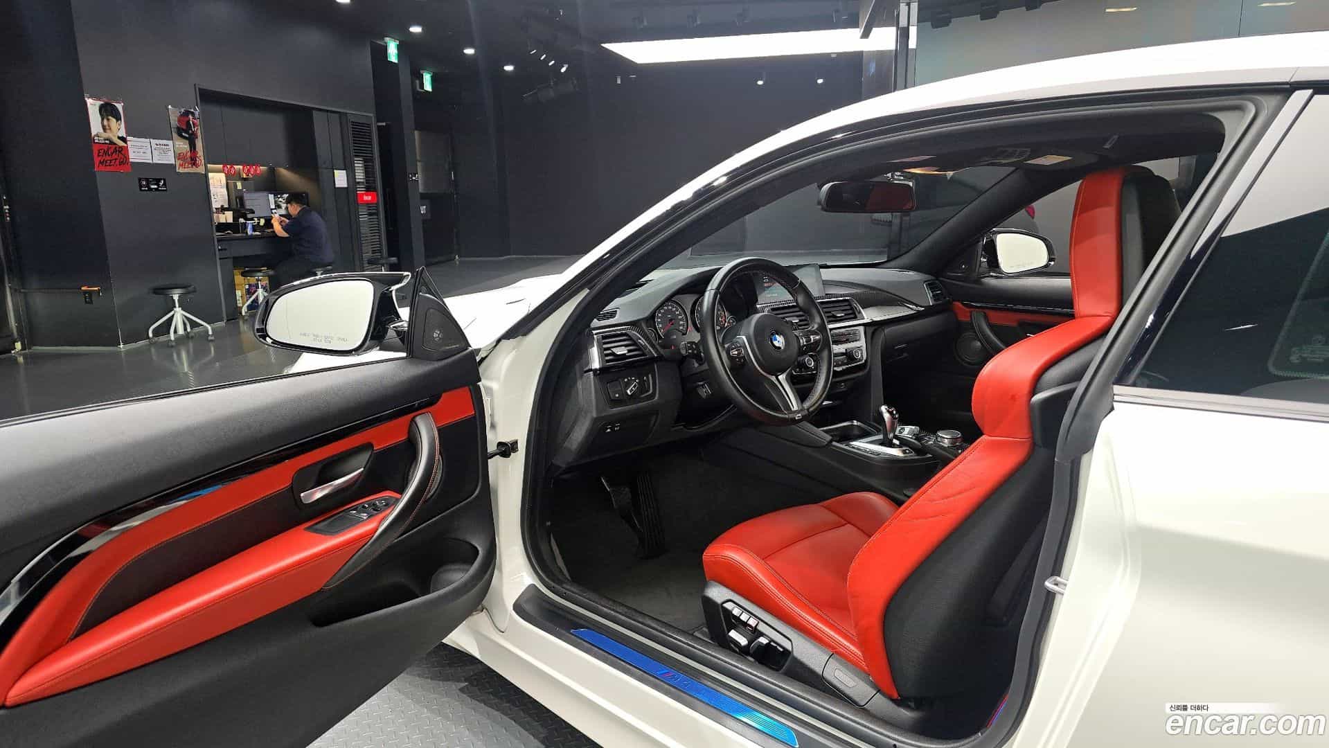 M4 BMW 2017.11-INNER-010