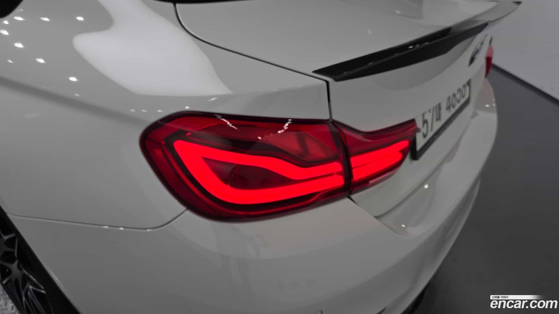 M4 BMW 2017.11-OUTER-033