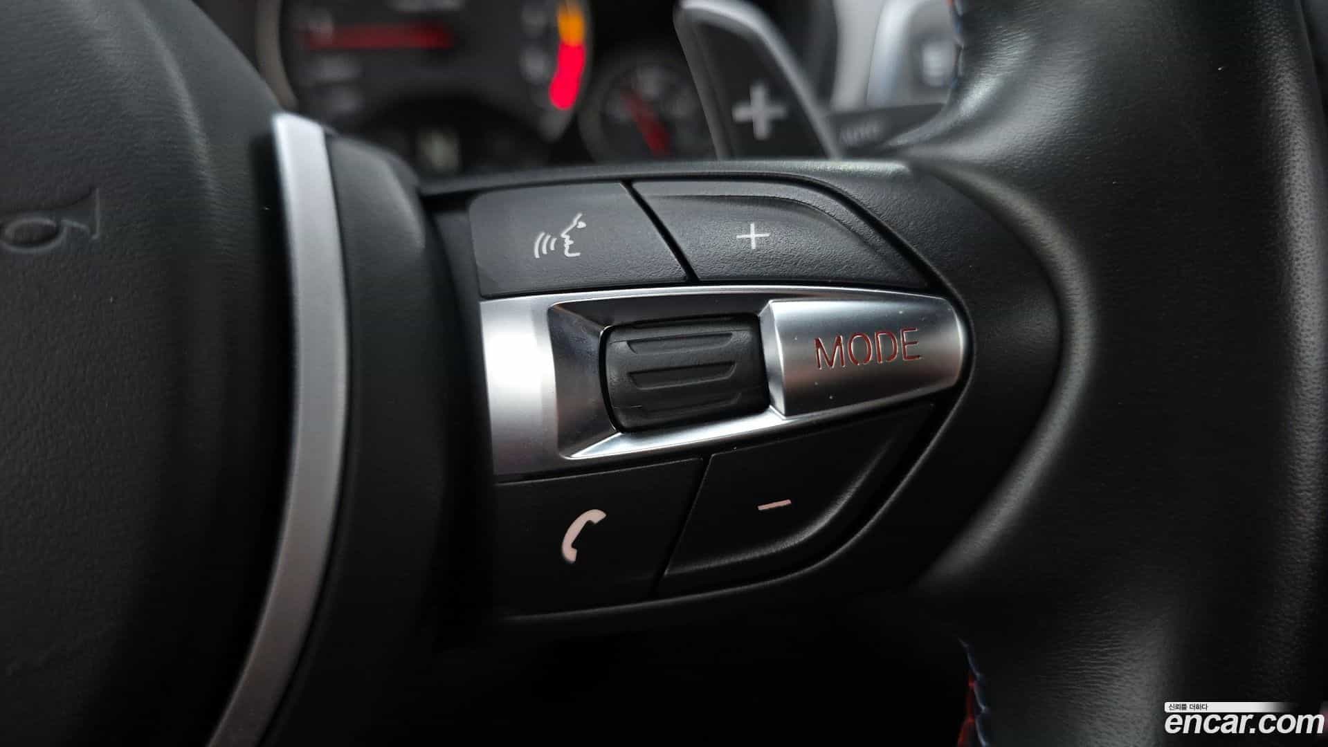 M4 BMW 2017.11-OPTION-043