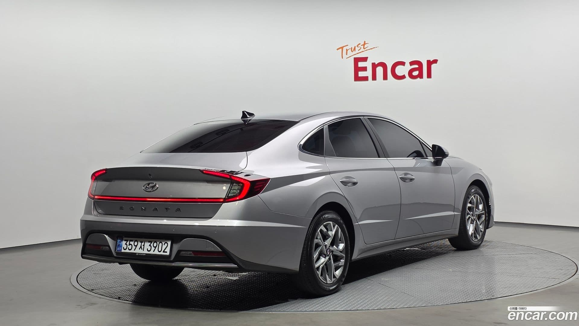 Main__Slider__Photo:Sonata Hyundai 2022.10-1