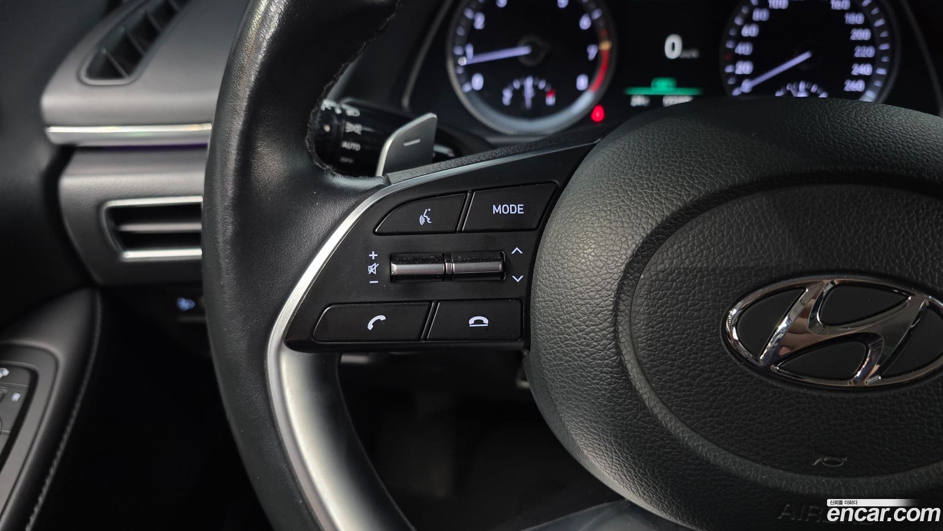 Main__Slider__Photo:Sonata Hyundai 2022.10-16