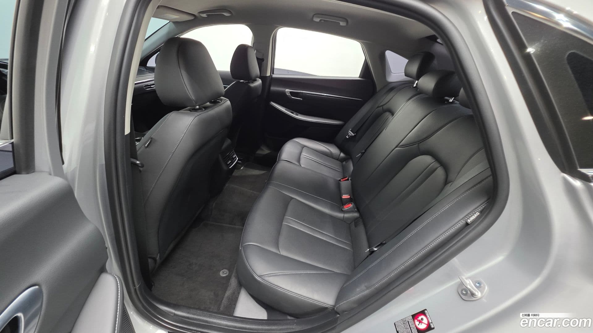 Main__Slider__Photo:Sonata Hyundai 2022.10-25