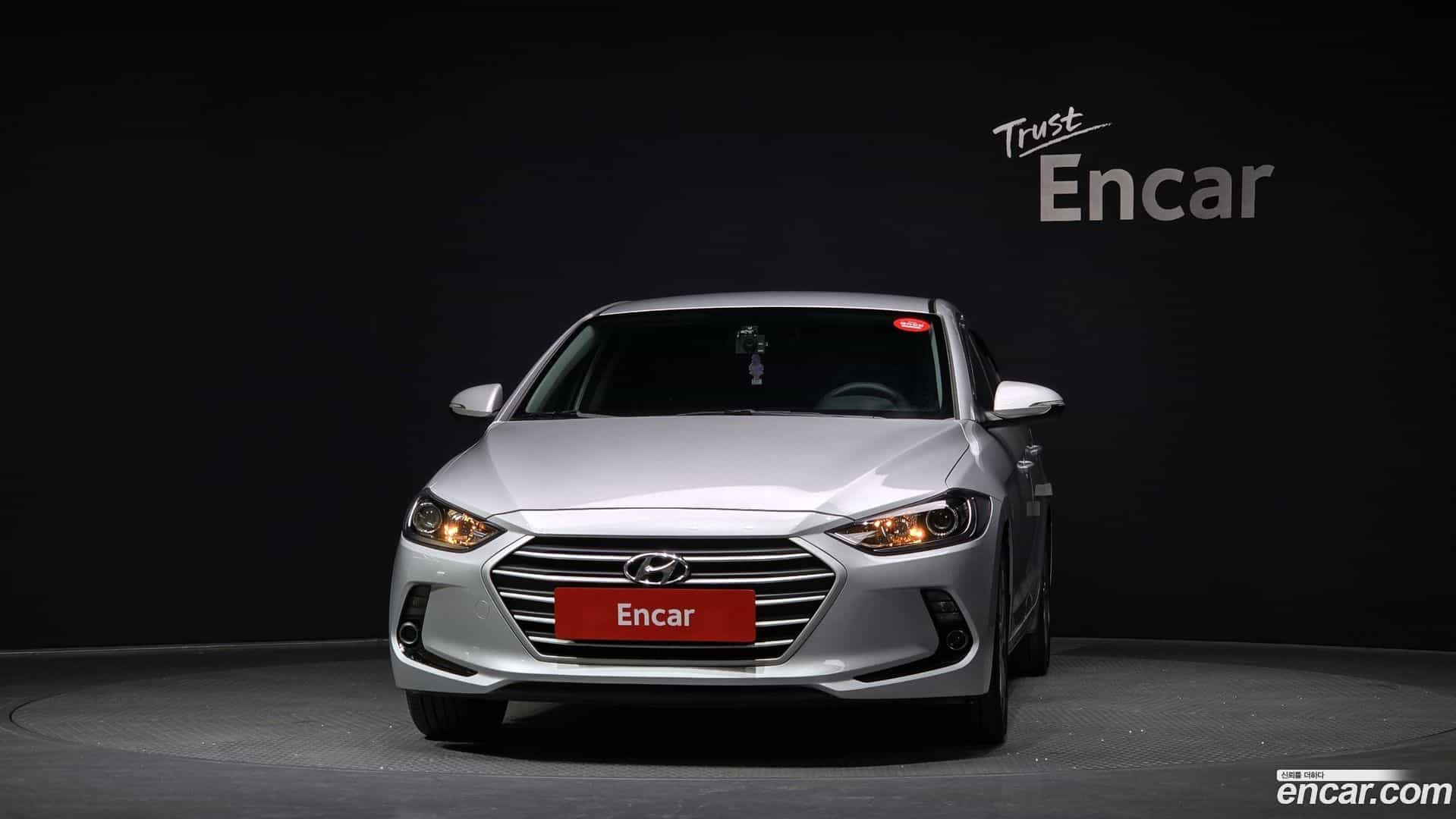 AVANTE Hyundai 2017.4-OUTER-003