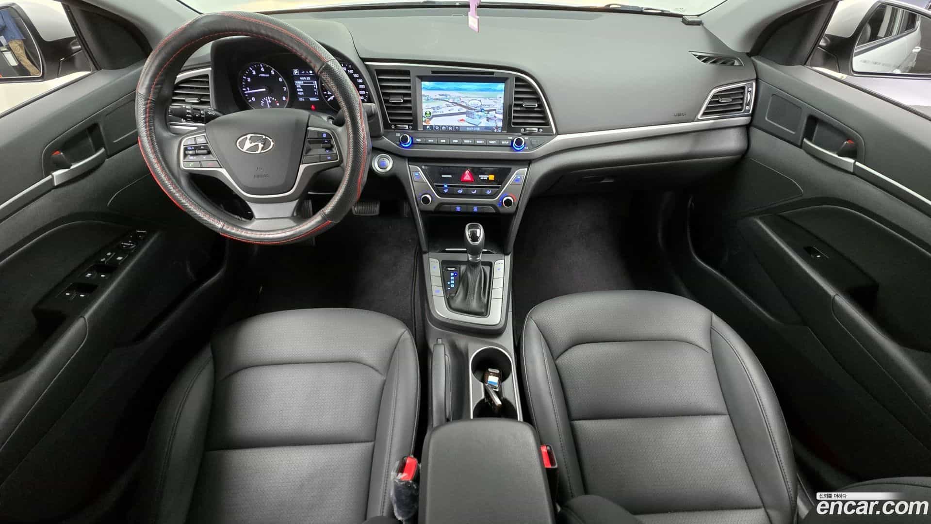 AVANTE Hyundai 2017.4-INNER-007