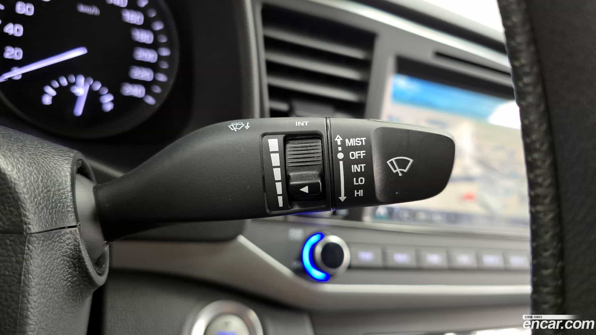 AVANTE Hyundai 2017.4-OPTION-040