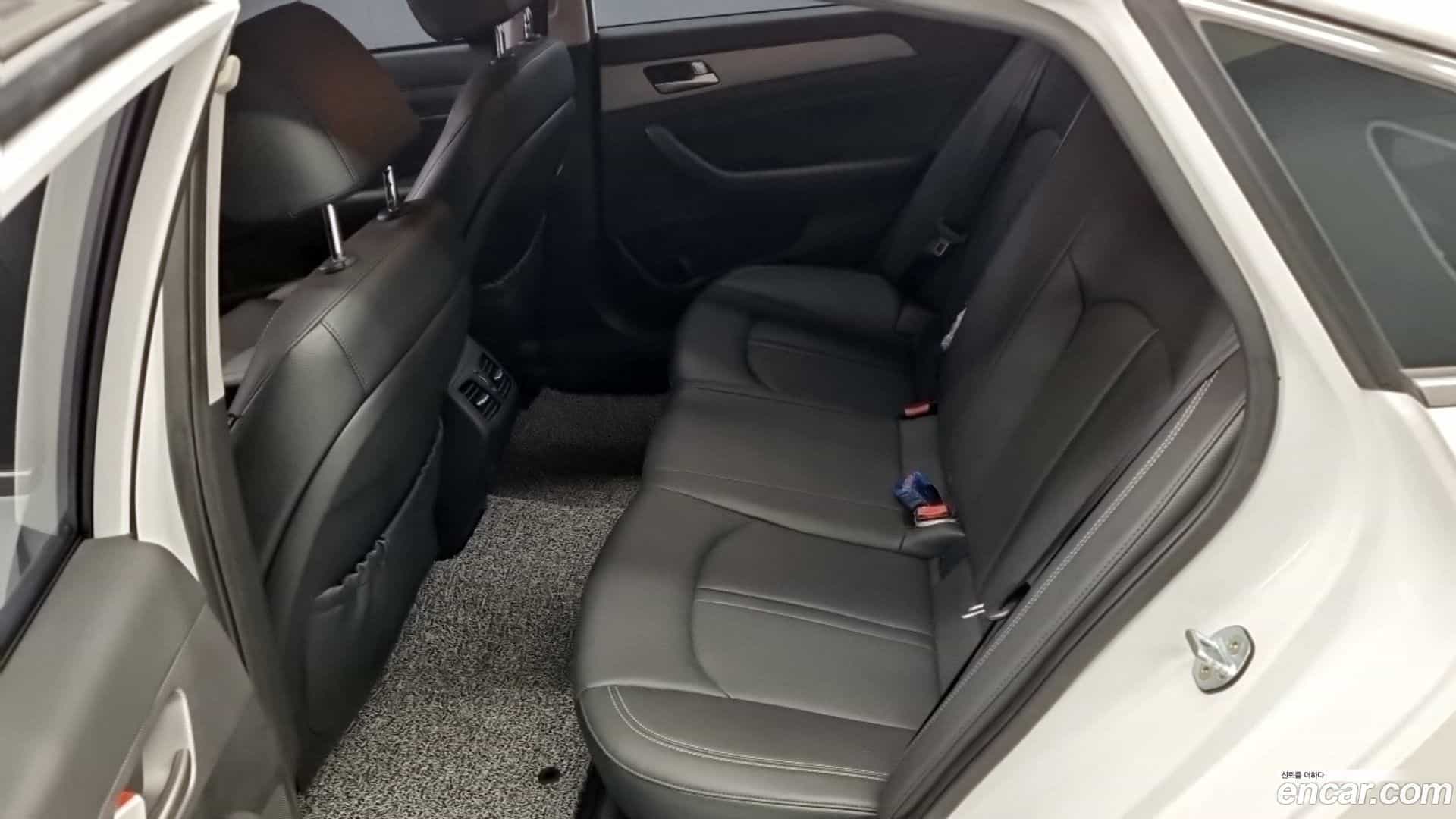 Sonata Hyundai 2019.2-OPTION-015