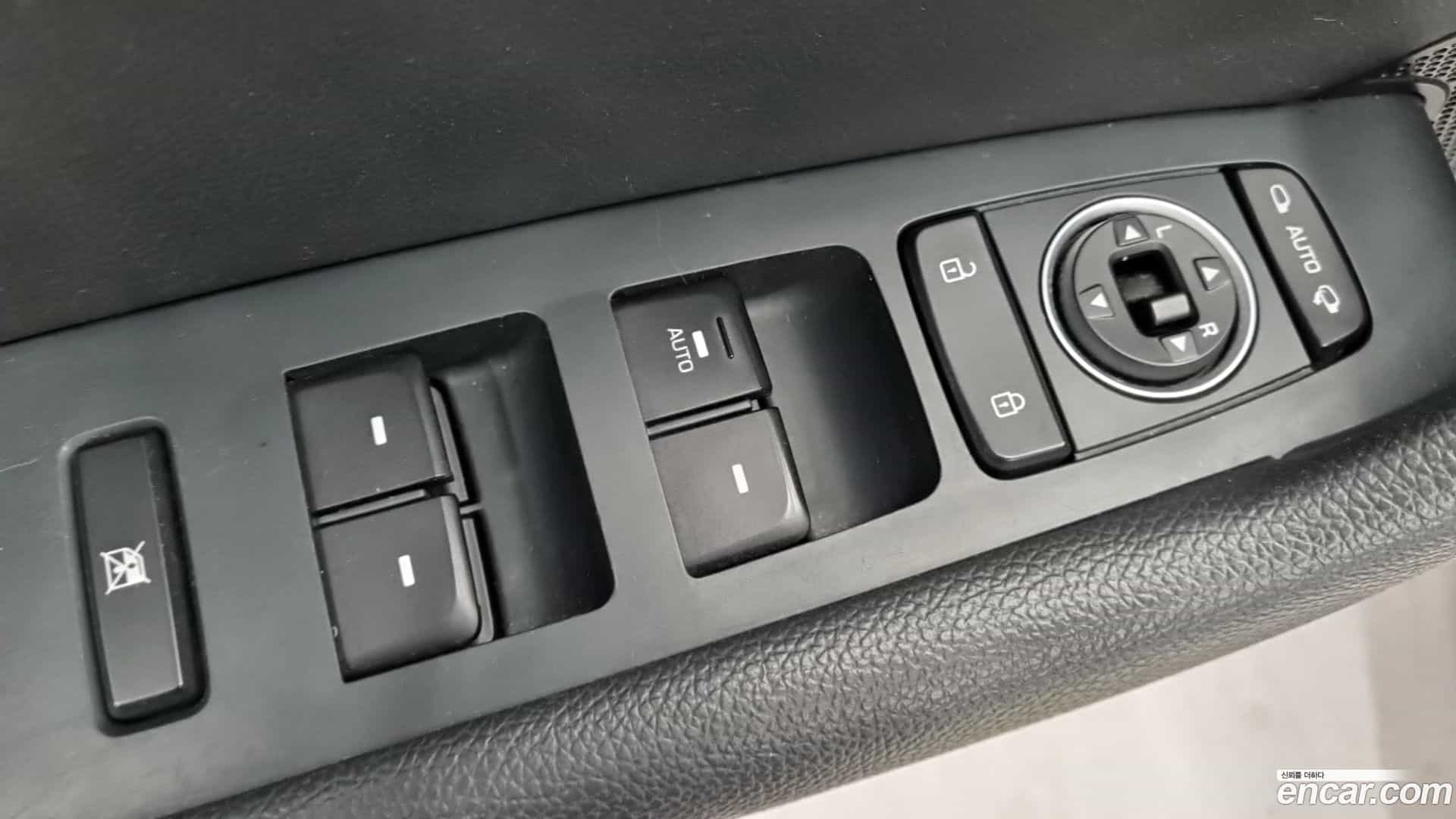Sonata Hyundai 2019.2-OPTION-022
