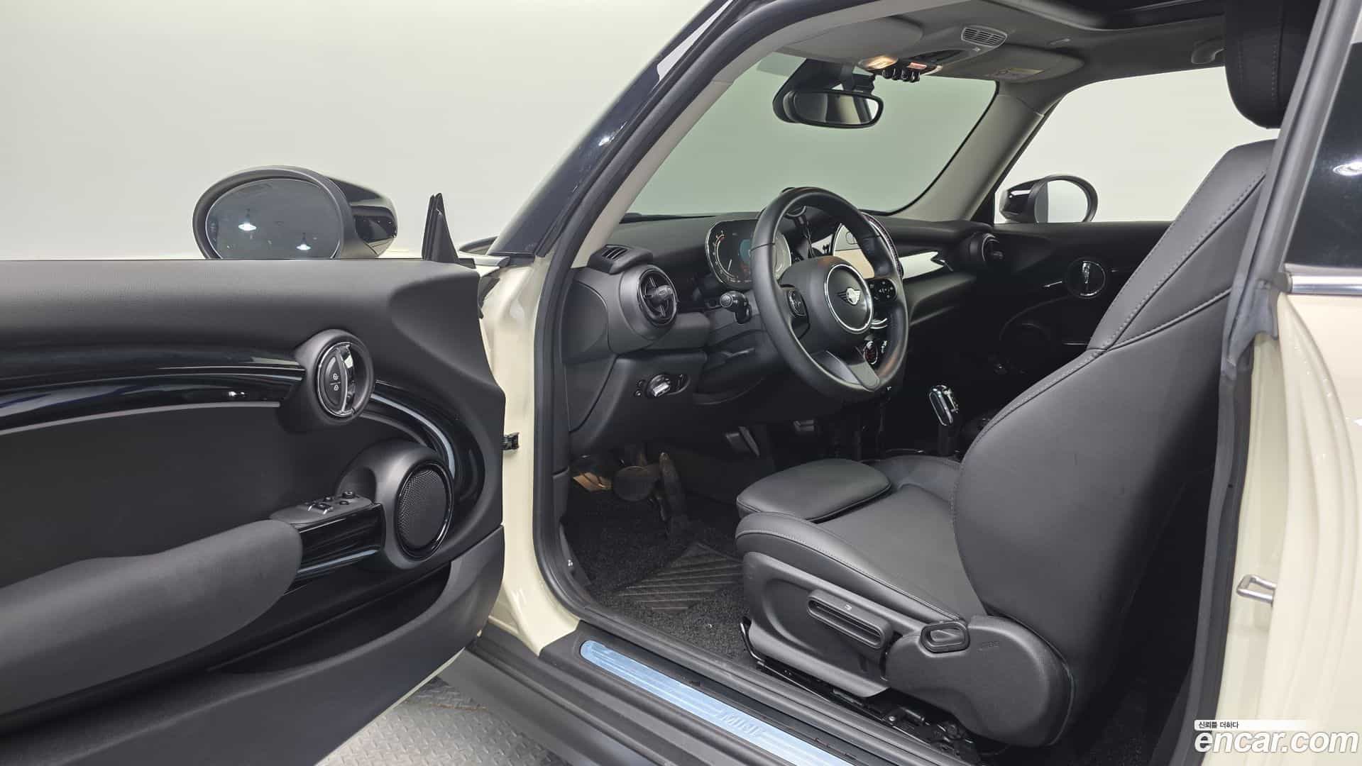 Cooper Mini 2022.4-INNER-036